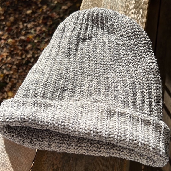 Love Your Melon beanie - Picture 2 of 3